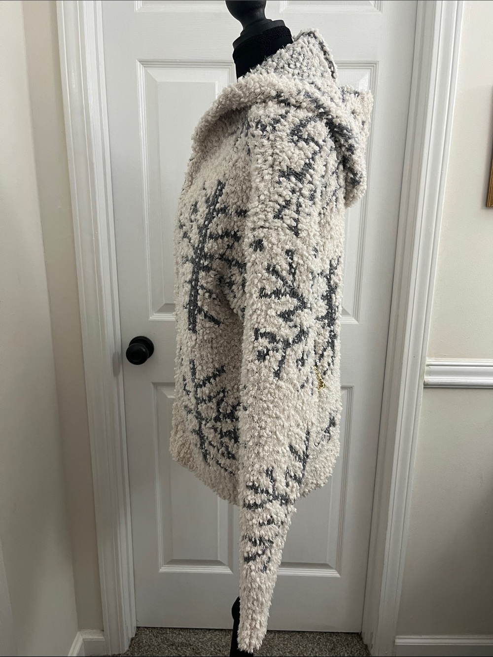 Christian Siriano Cream and Gray Bouclé Sweater Jacket - Picture 3 of 7
